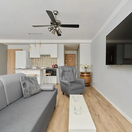 Cozy Old Town For 4 Guests In By Renters *